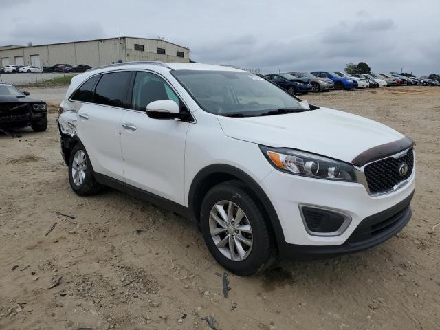 5XYPG4A34HG277332 - 2017 KIA SORENTO LX WHITE photo 4