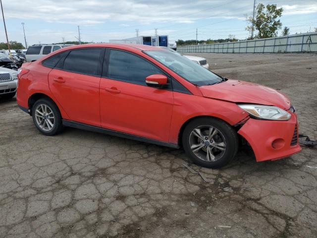 1FADP3F28EL159044 - 2014 FORD FOCUS SE RED photo 4