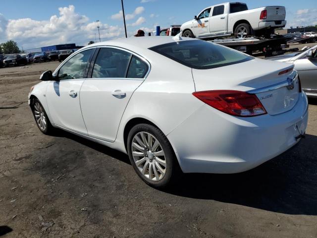 2G4GN5EC5B9208170 - 2011 BUICK REGAL CXL WHITE photo 2