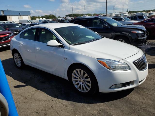 2G4GN5EC5B9208170 - 2011 BUICK REGAL CXL WHITE photo 4