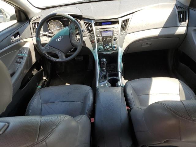 5NPEB4AC8CH466847 - 2012 HYUNDAI SONATA GLS SILVER photo 8