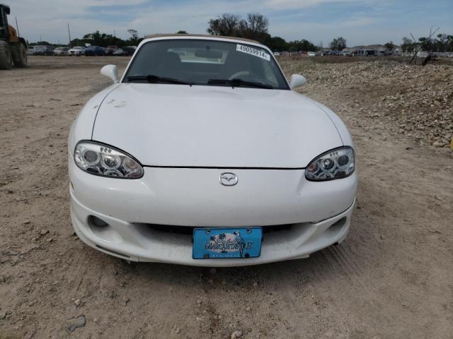 JM1NB353620232416 - 2002 MAZDA MX-5 MIATA BASE WHITE photo 5