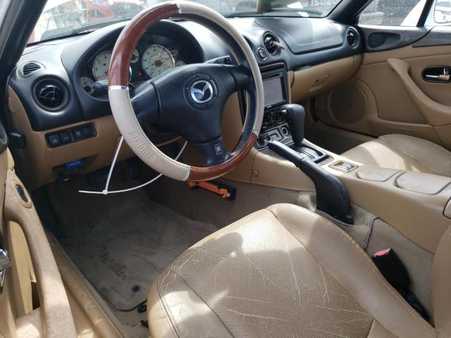 JM1NB353620232416 - 2002 MAZDA MX-5 MIATA BASE WHITE photo 8