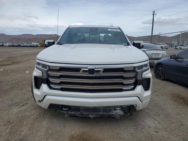 1GCUDJED8NZ637082 - 2022 CHEVROLET SILVERADO K1500 HIGH COUNTRY WHITE photo 5