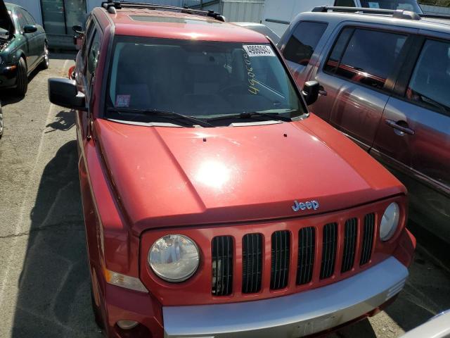 1J8FT48W27D399393 - 2007 JEEP PATRIOT LIMITED MAROON photo 5