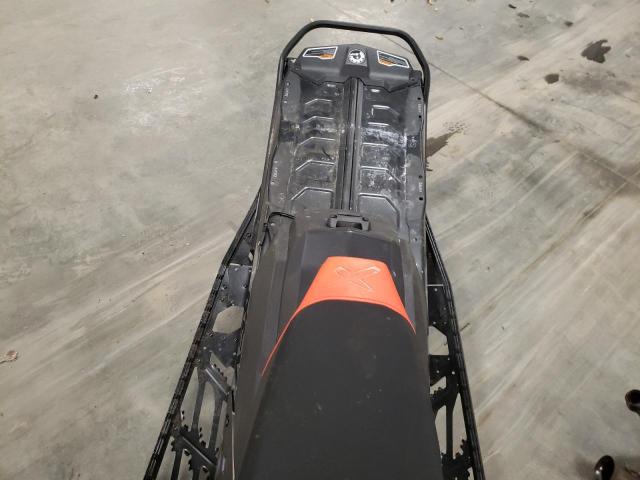 2BPSUALJ7LV000036 - 2020 SKI DOO RENEGADE BLACK photo 6