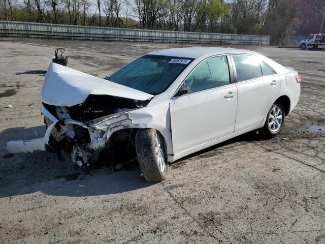 4T1BF3EK8BU760137 - 2011 TOYOTA CAMRY BASE WHITE photo 1