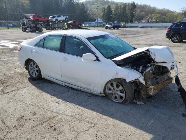 4T1BF3EK8BU760137 - 2011 TOYOTA CAMRY BASE WHITE photo 4