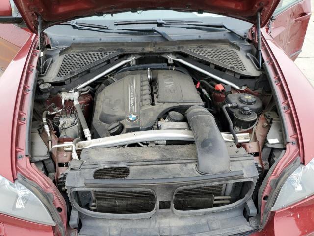 5UXZV4C5XCL758470 - 2012 BMW X5 XDRIVE35I RED photo 12