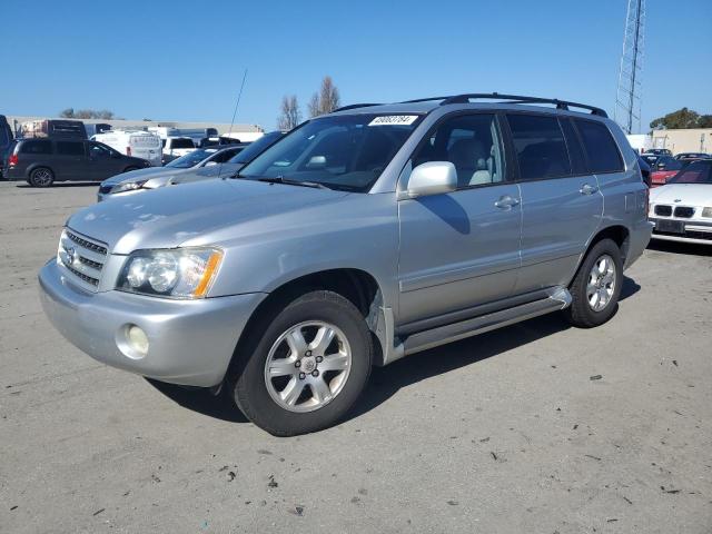 2002 TOYOTA HIGHLANDER, 