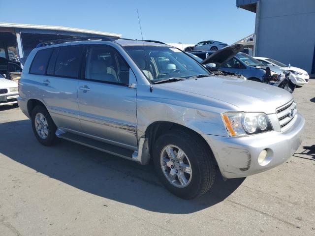 JTEGD21A220043257 - 2002 TOYOTA HIGHLANDER GRAY photo 4