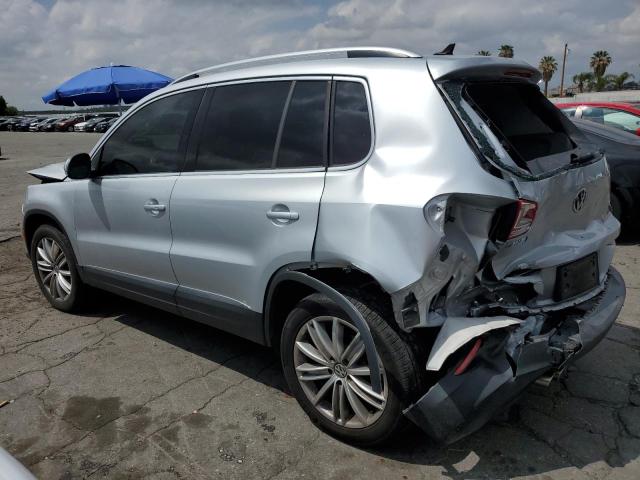 WVGAV7AX5FW541010 - 2015 VOLKSWAGEN TIGUAN S SILVER photo 2