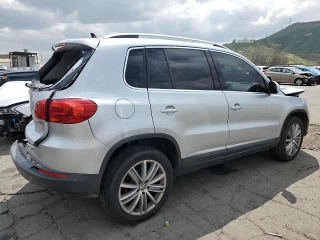 WVGAV7AX5FW541010 - 2015 VOLKSWAGEN TIGUAN S SILVER photo 3