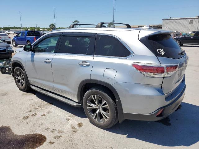 5TDKKRFH9GS122125 - 2016 TOYOTA HIGHLANDER XLE SILVER photo 2