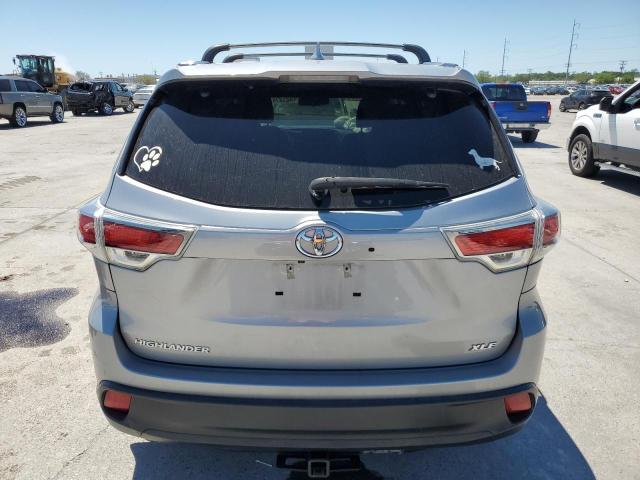 5TDKKRFH9GS122125 - 2016 TOYOTA HIGHLANDER XLE SILVER photo 6