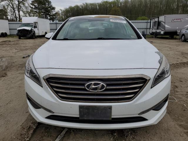 5NPE24AF1FH121013 - 2015 HYUNDAI SONATA SE WHITE photo 5