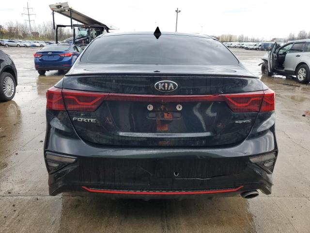 3KPF34AD9LE161324 - 2020 KIA FORTE GT LINE BLACK photo 6