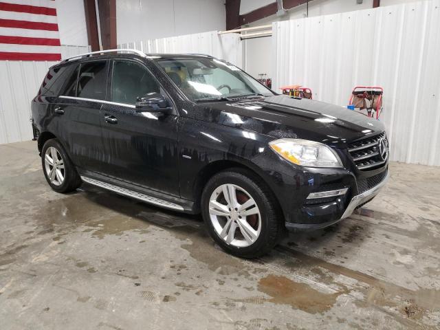 4JGDA5HB9CA031226 - 2012 MERCEDES-BENZ ML 350 4MATIC BLACK photo 4