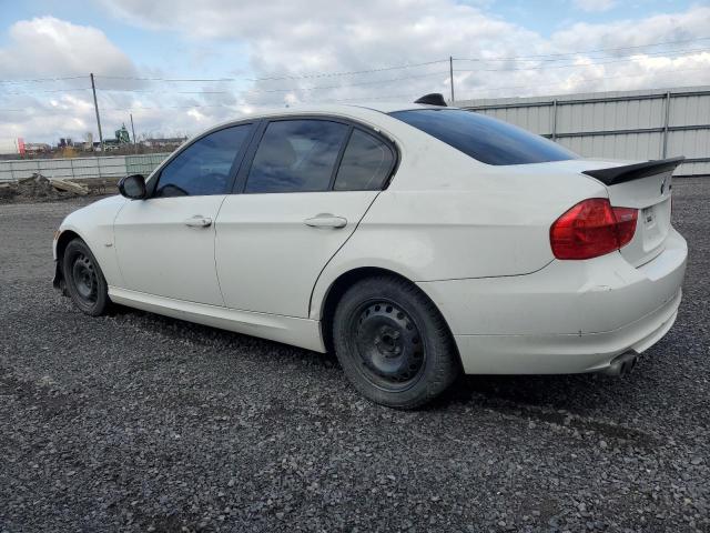 WBAPG7C57AA399492 - 2010 BMW 323 I WHITE photo 2