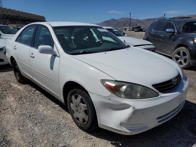 4T1BE32K13U175246 - 2003 TOYOTA CAMRY LE WHITE photo 4