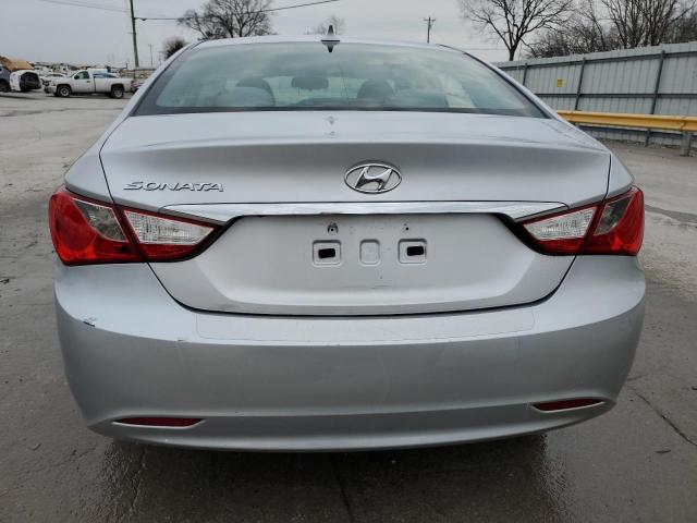 5NPEB4AC8DH639185 - 2013 HYUNDAI SONATA GLS SILVER photo 6