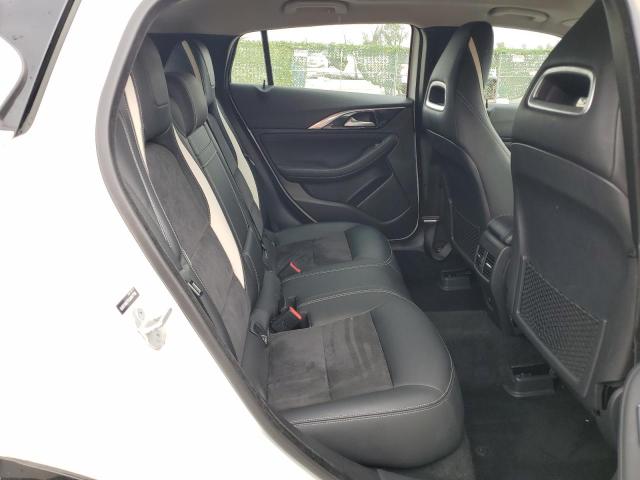 SJKCH5CP2JA047793 - 2018 INFINITI QX30 BASE Weiß Foto 10