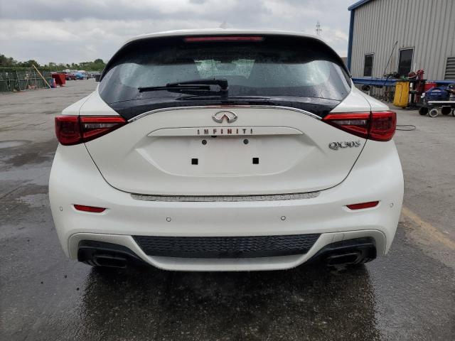 SJKCH5CP2JA047793 - 2018 INFINITI QX30 BASE Weiß Foto 6