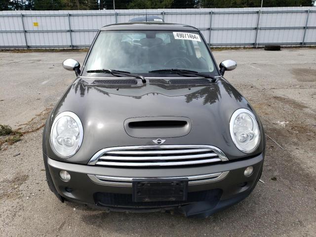 WMWRE33516TN28751 - 2006 MINI COOPER S GRAY photo 5