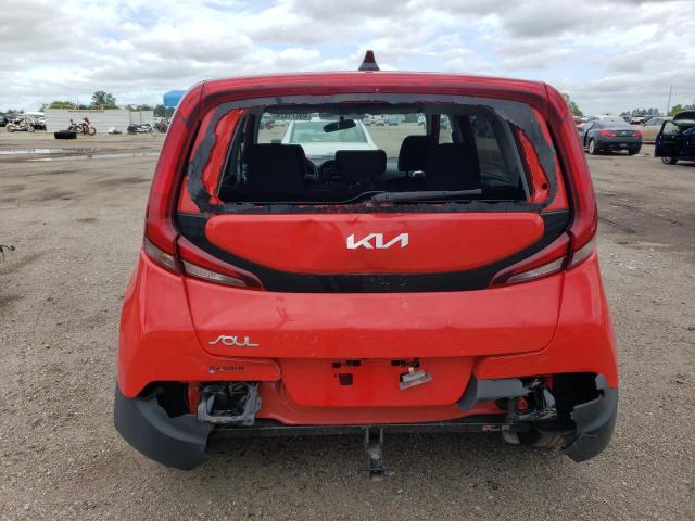 KNDJ23AU0N7156958 - 2022 KIA SOUL LX RED photo 6