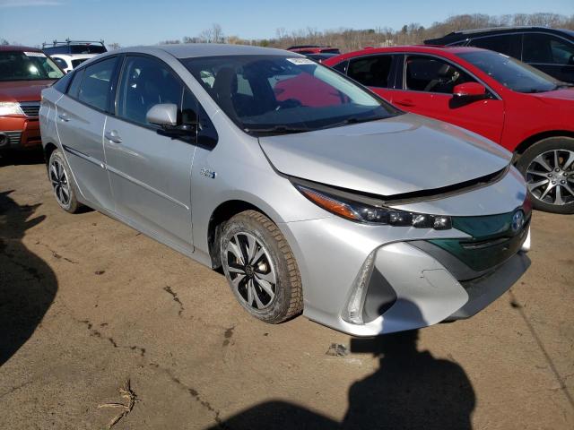 JTDKARFP8H3051951 - 2017 TOYOTA PRIUS PRIM SILVER photo 4