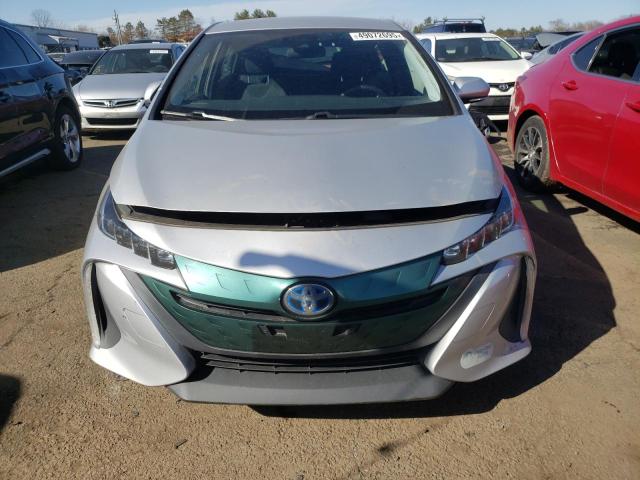 JTDKARFP8H3051951 - 2017 TOYOTA PRIUS PRIM SILVER photo 5