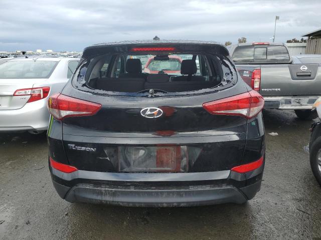 KM8J23A49GU040416 - 2016 HYUNDAI TUCSON SE BLACK photo 6