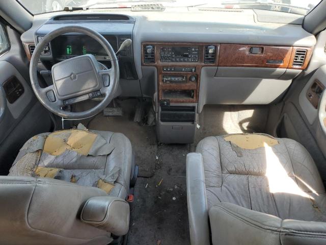1C4GH54R3PX777061 - 1993 CHRYSLER TOWN & COU 绿色 照片 8