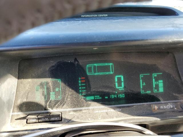 1C4GH54R3PX777061 - 1993 CHRYSLER TOWN & COU 绿色 照片 9