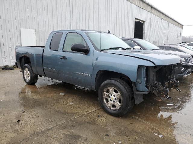 2GCEC19C771697133 - 2007 CHEVROLET SILVERADO C1500 BLUE photo 4