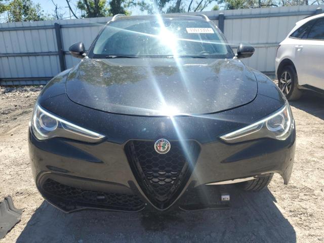 ZASFAKBN2J7B81887 - 2018 ALFA ROMEO STELVIO TI BLACK photo 5