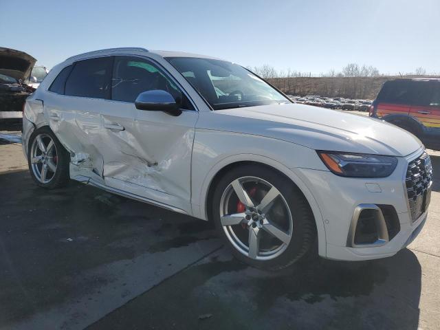 WA1C4AFY4M2042115 - 2021 AUDI SQ5 PRESTIGE WHITE photo 4