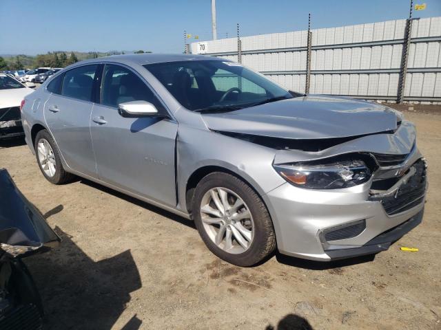 1G1ZD5ST3JF139143 - 2018 CHEVROLET MALIBU LT SILVER photo 4