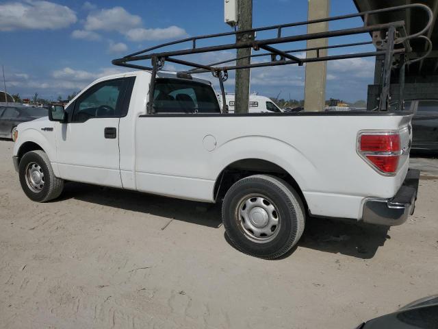 1FTNF1CF3BKE07330 - 2011 FORD F150 WHITE photo 2