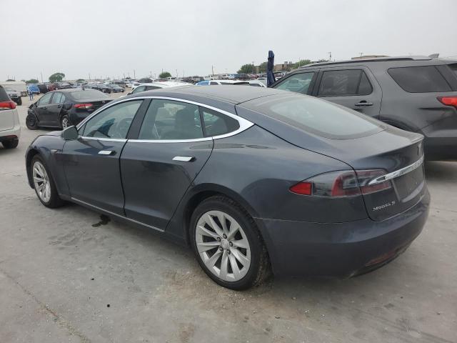 5YJSA1E18GF147983 - 2016 TESLA MODEL S 灰色 照片 2