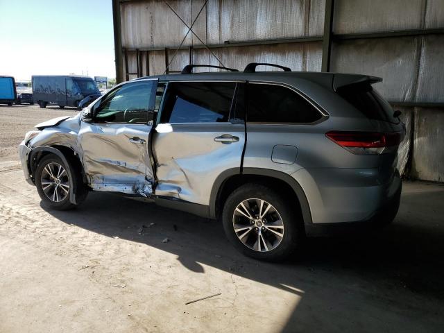 5TDZZRFHXKS343025 - 2019 TOYOTA HIGHLANDER LE SILVER photo 2