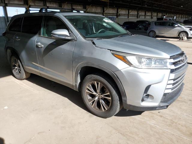 5TDZZRFHXKS343025 - 2019 TOYOTA HIGHLANDER LE SILVER photo 4