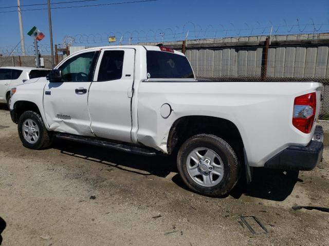 5TFUY5F14LX918577 - 2020 TOYOTA TUNDRA DOUBLE CAB SR/SR5 WHITE photo 2