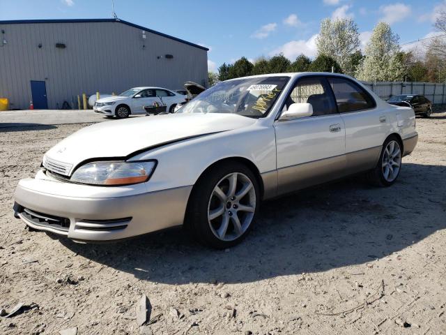 JT8BF12G0T0161426 - 1996 LEXUS ES 300 WHITE photo 1