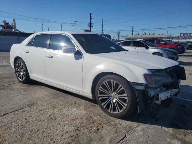 2C3CCABG6CH251615 - 2012 CHRYSLER 300 S WHITE photo 4