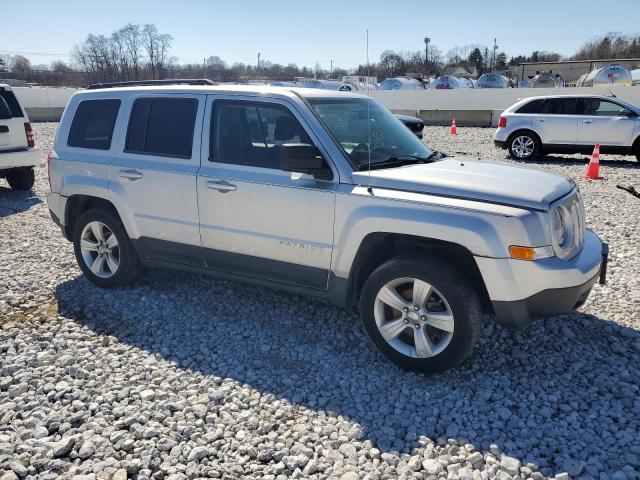 1J4NF1GB4BD251384 - 2011 JEEP PATRIOT SPORT SILVER photo 4