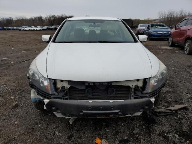 1HGCP2F30CA228425 - 2012 HONDA ACCORD LX WHITE photo 5