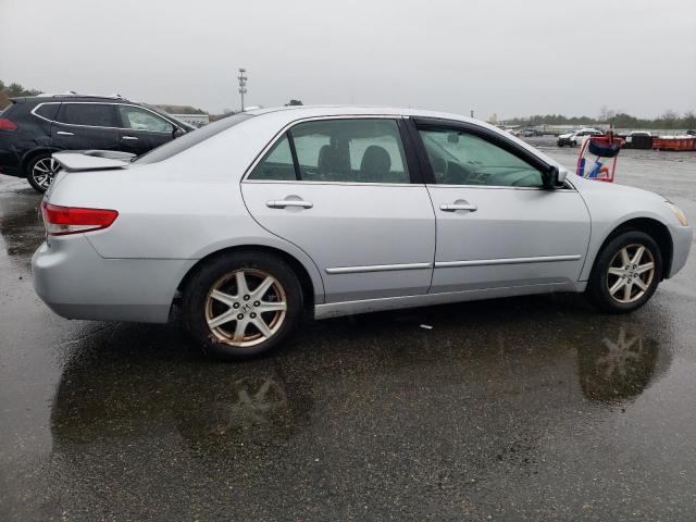 1HGCM66514A026082 - 2004 HONDA ACCORD EX SILVER photo 3