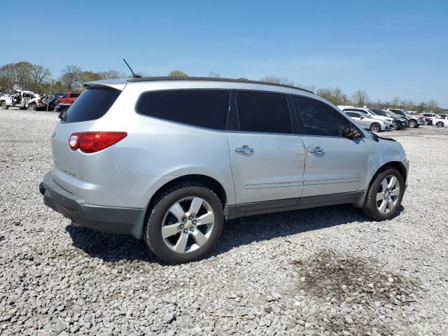 1GNER33D09S105299 - 2009 CHEVROLET TRAVERSE LTZ SILVER photo 3