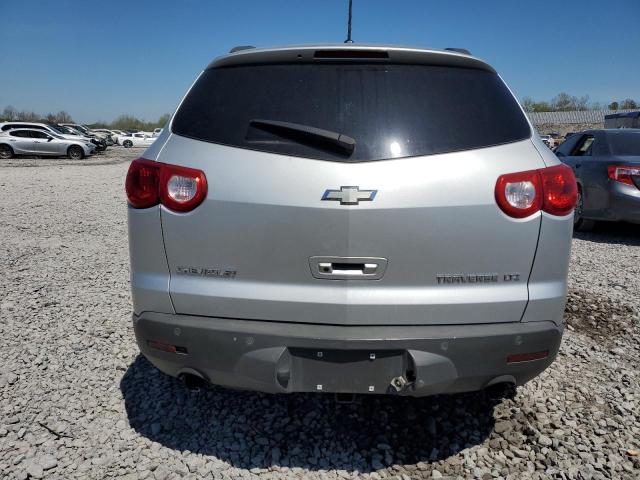 1GNER33D09S105299 - 2009 CHEVROLET TRAVERSE LTZ SILVER photo 6